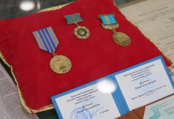 «Әзірет Сұлтан» музей-қорығында «Музейде өрнектелген өмірім» атты көрме ашылды