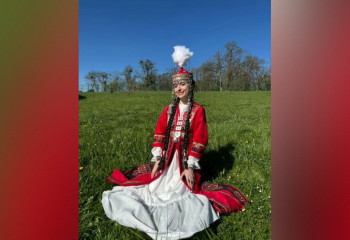 Француженка Элиз выучила казахский язык и ищет друзей в Казахстане