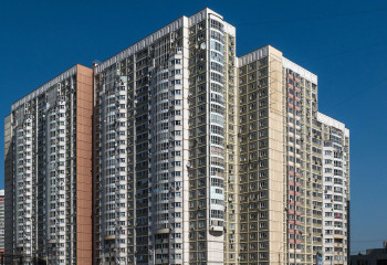 Қытайда 25-қабаттан құлаған қыз аман қалды