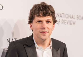 Танымал актер бір бүйрегін бейтаныс адамға бермек