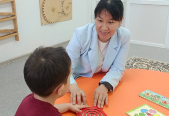 Бала дамуы мен ауытқуын ерте анықтау жолдары: дефектолог кеңесі