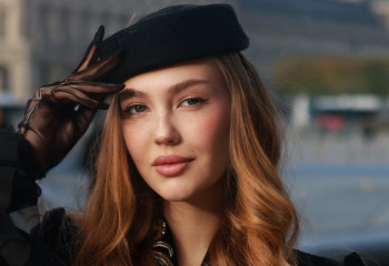 «В Европе модели бьются за работу, а в Казахстане могут опоздать» — интервью с Андреаной Ткаченко, покорившей Париж