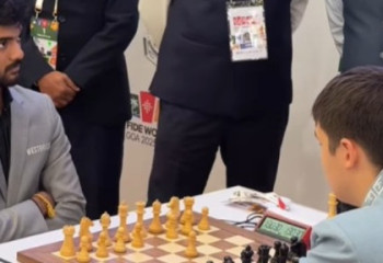 Кубок мира: Казыбек Ногербек сыграл вничью с чемпионом мира по шахматам Гукешем