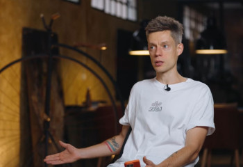 Демограф обсудил с Юрием Дудем высокую рождаемость в Казахстане