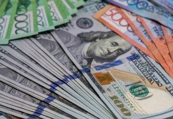 Доллар бағамы қайта өсті: KASE мен айырбастау орындарындағы соңғы көрсеткіштер