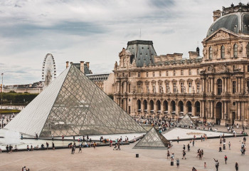 Лувр музейін қалпына келтіруге қанша қаражат қажет