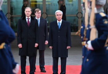 Тоқаев Мәскеуге барды