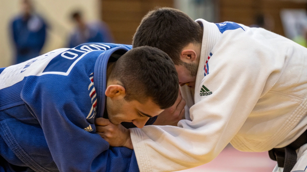  © El.kz / Recraft / Динмухамед БЕЙСЕМБАЕВ 