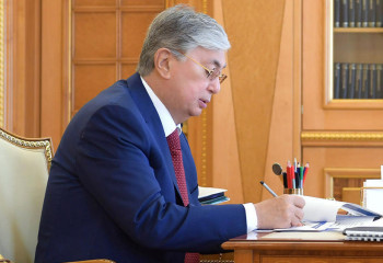 Президент «Жасанды интеллект туралы» заңға қол қойды