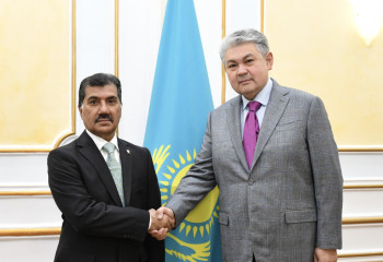 Kazakh FM receives Secretary General of MFA of Qatar