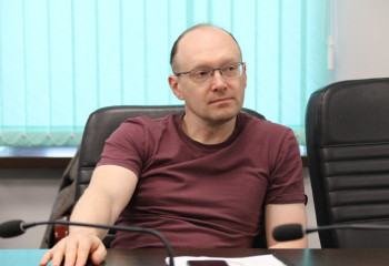 Мы до сих пор разгребаем последствия советской психиатрии: интервью с экспертом ЮНИСЕФ Виталием Климчуком