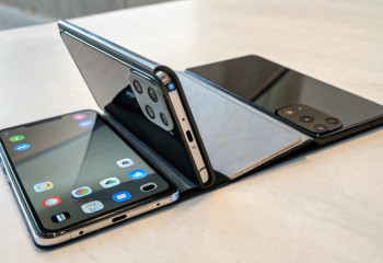 Сложить три раза: необычный смартфон Samsung готовят к выходу в декабре