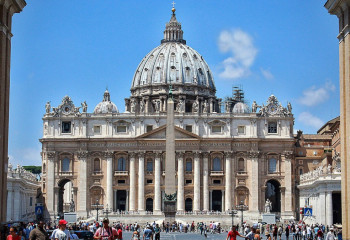 Ватикан латын тілінен бас тартады