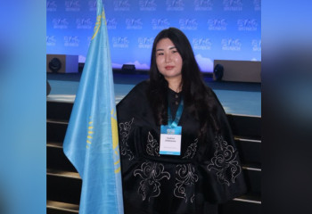 Казахстанская школьница стала единственной представительницей РК на мировом саммите