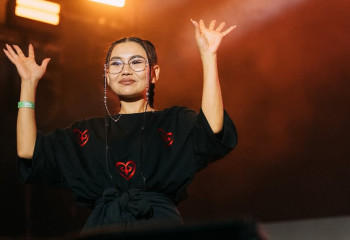Сурдоаудармашы Айдана Жапарова: Ым-ишара тілі – эмоцияның, ритмнің, энергияның тілі