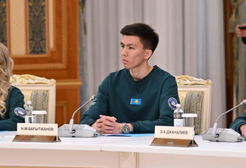 Қазақстан ЖИ дәуіріне дайындалуда: басты бағыт - цифрлық трансформация