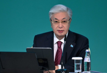 Тоқаев: Әкім – халықпен тікелей жұмыс істейтін мемлекеттік қызметші