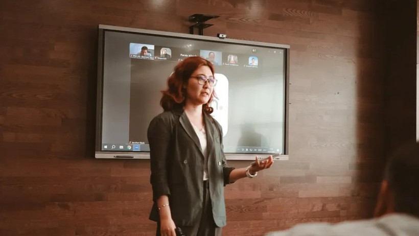  instagram.com/_zh.anar_ 