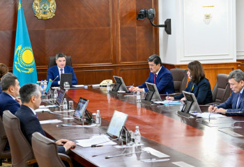 Kazakh Prime Minister takes oversight of work of state bodies