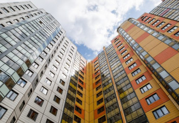 Пәтер бағасының өсуі: нарықтық заңдылық па, әлде қолдан жасалған қызу сұраныс па?