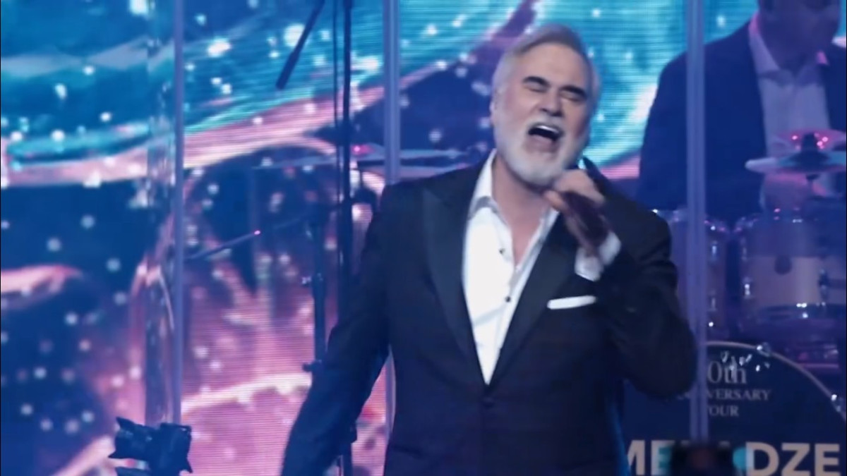  instagram.com/meladzevalerian/ 