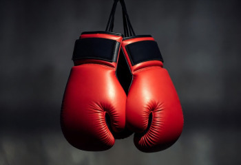 Двукратный чемпион мира Сакен Бибосынов рассказал, кому посвящает свою победу