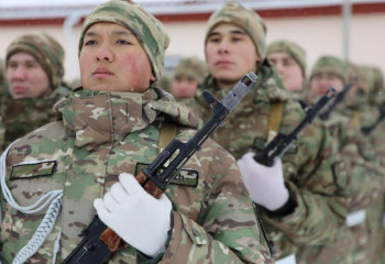 Жас сарбаздар Отанға адал қызмет етуге ант берді