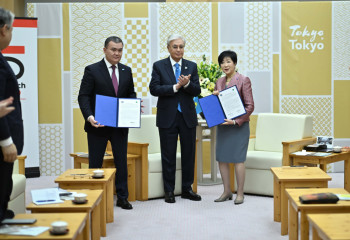 Kazakh President holds meeting with Tokyo Governor