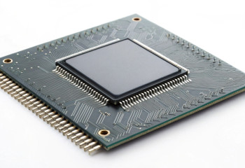 Китай представил фотонный чип LightGen – он в 100 раз эффективнее ускорителей Nvidia