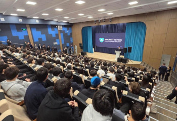 Дипфейки и дропперы под прицелом: школьникам Астаны объяснили, как не стать жертвой мошенников