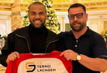 Дани Алвес Португалиядағы клуб сапында өнер көрсетуді көздейді