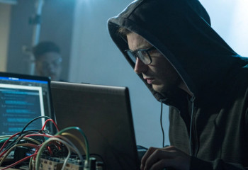 ИИ под угрозой: как помощника IBM Bob можно превратить в инструмент кибератаки