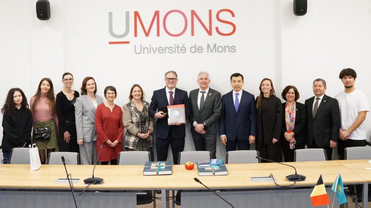  Kazakh Foreign Ministry 