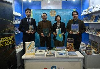 Kazakh literature presented at international book fair in New Delhi