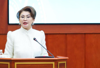 Білім мен медицинадағы қаржыландыру жүйесі әділ әрі ашық болуы тиіс - Аида Балаева