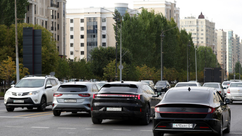  Арман Мухатов 