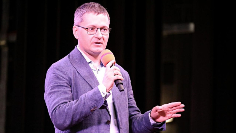  автор: Сергей Алексеенок 