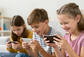 В Instagram с удостоверением: вводить паспортные данные для регистрации в соцсетях предложили в Казахстане