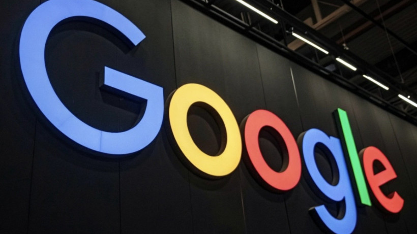  El.kz / Recraft / Dinmukhamed Beissembayev 