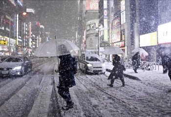 Heavy snow, severe weather kill 35 in Japan