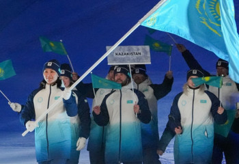 Сборная Казахстана приняла участие в торжественном параде на зимней Олимпиаде