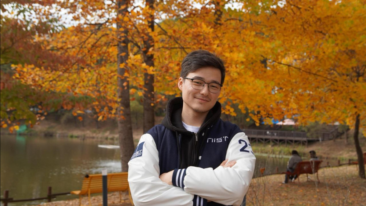  Ғалымжан Молдағұловтың жеке архивінен 