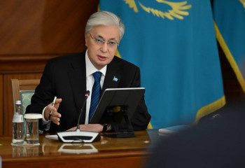 «Көп оқыңыздар». Президент Үкімет мүшелеріне ескерту айтты