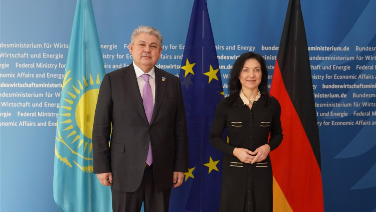  Kazakh FM 