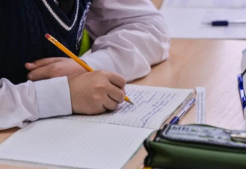 Жасанды интеллектпен оқушының үй тапсырмасын орындауы дұрыс па