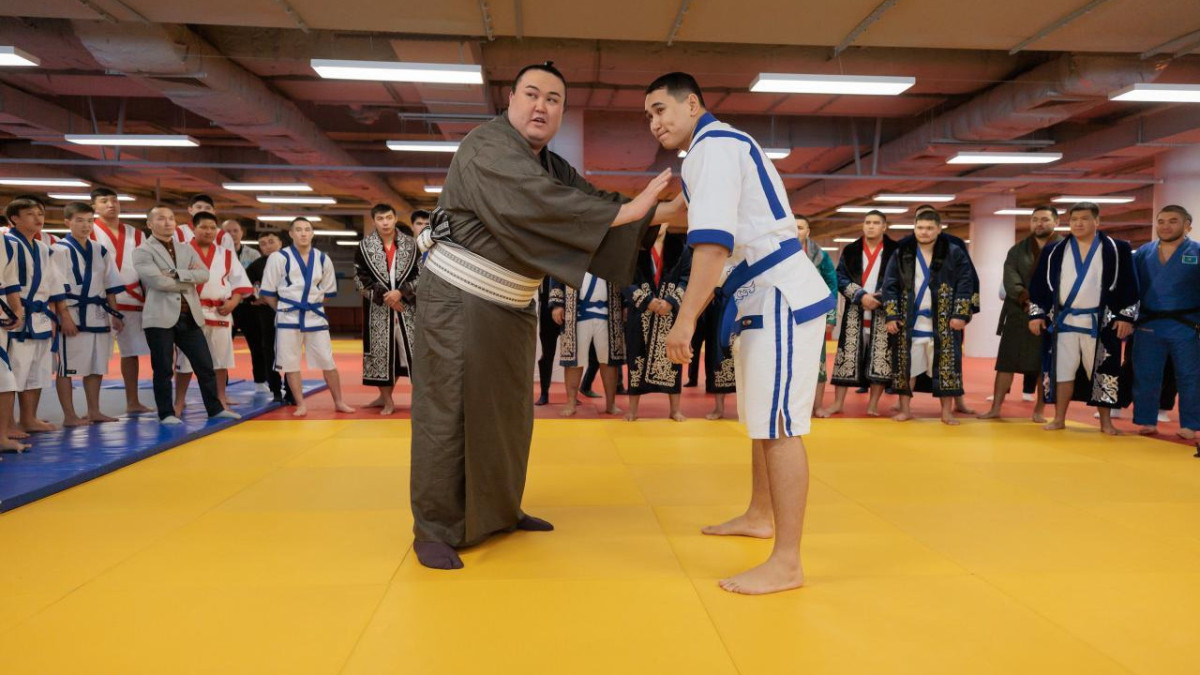  Артем Чурсинов 