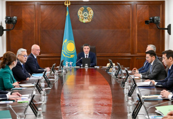 Kazakh PM instructs expansion of support measures to develop the manufacturing industry