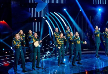 Домбра и рок: мужской хор Нацгвардии Казахстана стал сенсацией телепроекта в России