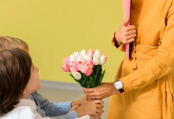 8 наурызда мұғалімге сыйлық беру: заңдағы шектеу қандай?