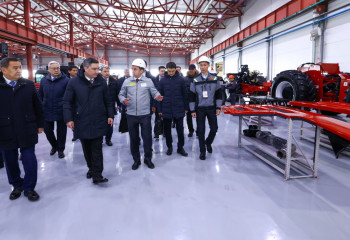 Kazakh PM reviews projects of Akmola region industrial zone